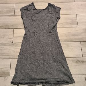 🍕Old Navy striped skater dress🍋 🌷 💧 ❄️ 🍂🧁🎀🦄🪻🐠🍓🍬🍿